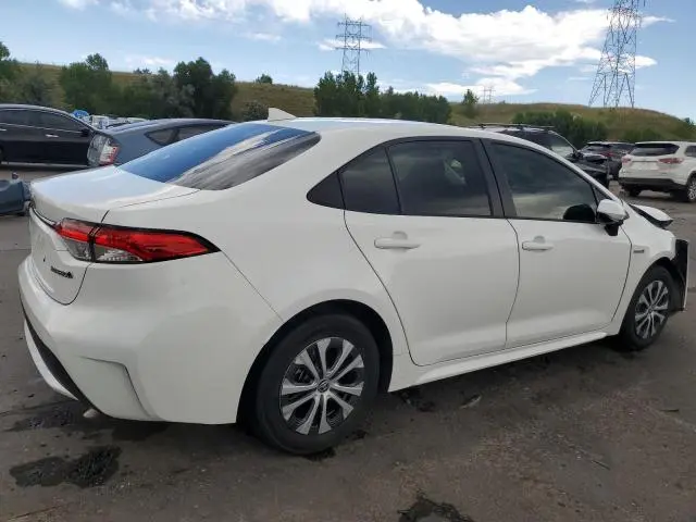 2021 TOYOTA COROLLA LE  