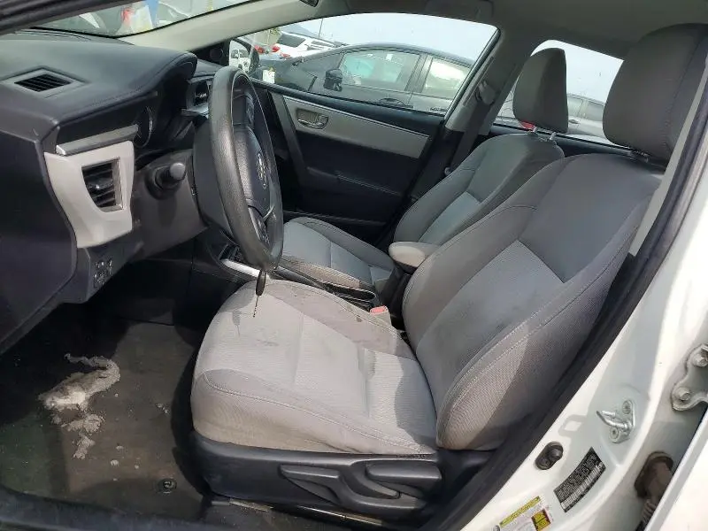 2016 TOYOTA COROLLA LE PLUS  