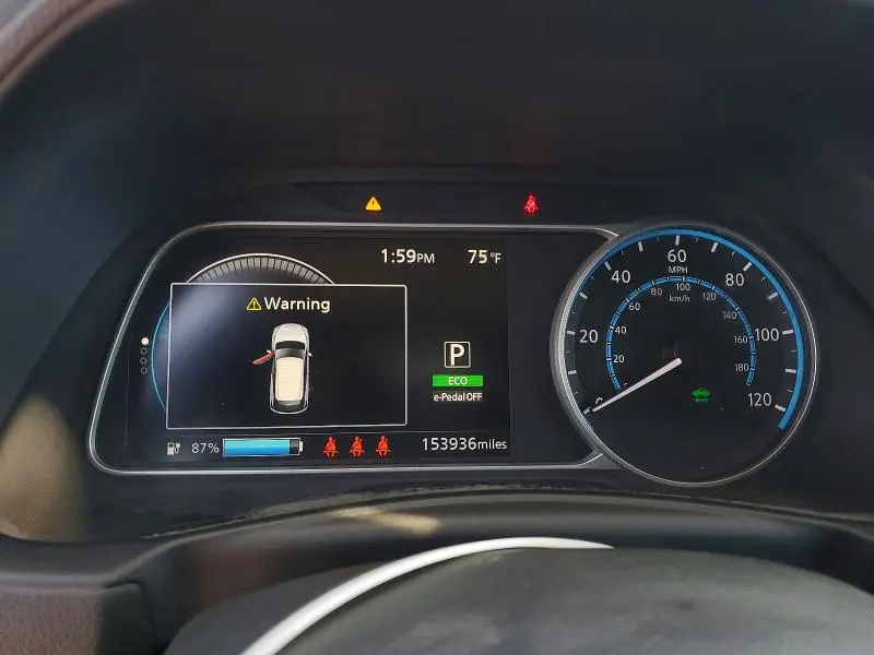 2023 NISSAN LEAF SV PLUS  