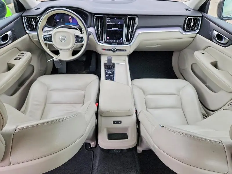 2024 VOLVO S60 CORE  
