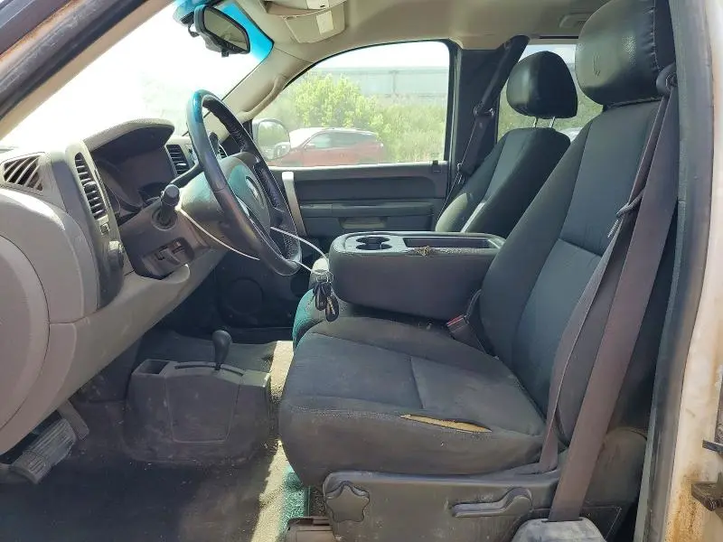 2011 CHEVROLET SILVERADO K1500 LS  