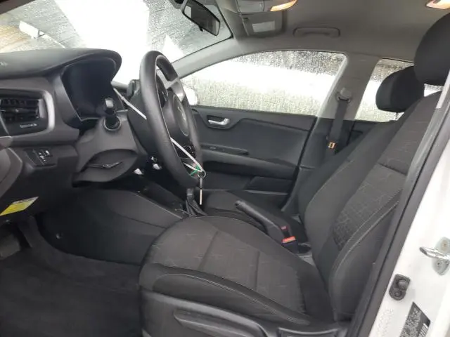 2022 KIA RIO LX  