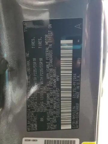 2018 TOYOTA SIENNA XLE  