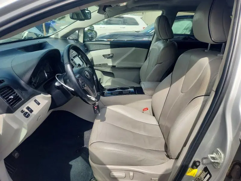 2013 TOYOTA VENZA XLE  