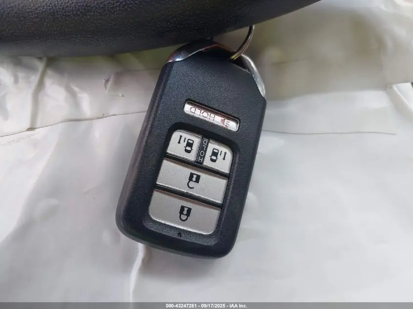 2016 HONDA ODYSSEY SE