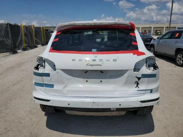 2018 PORSCHE CAYENNE   
