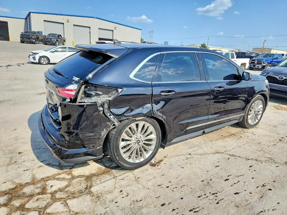 2020 FORD EDGE TITANIUM  