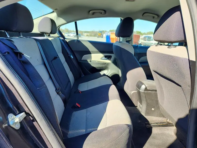 2014 CHEVROLET CRUZE LS  