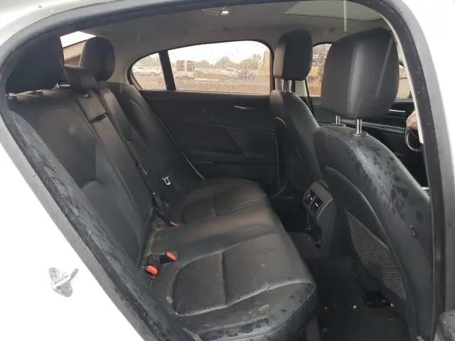 2017 JAGUAR XE FIRST EDITION  