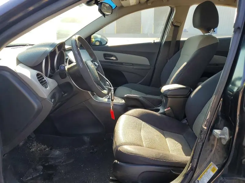 2012 CHEVROLET CRUZE LS  