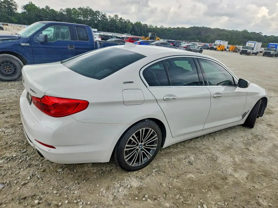 2018 BMW 530E   