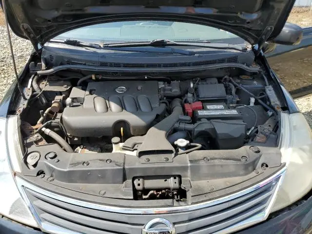 2011 NISSAN VERSA S  