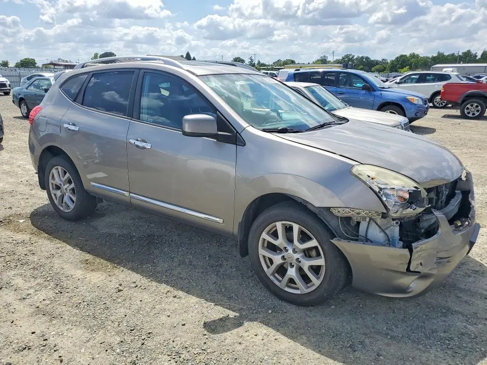 2011 NISSAN ROGUE S  