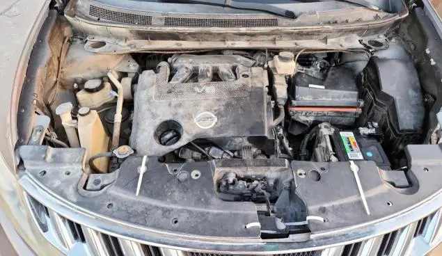 2011 NISSAN MURANO S  