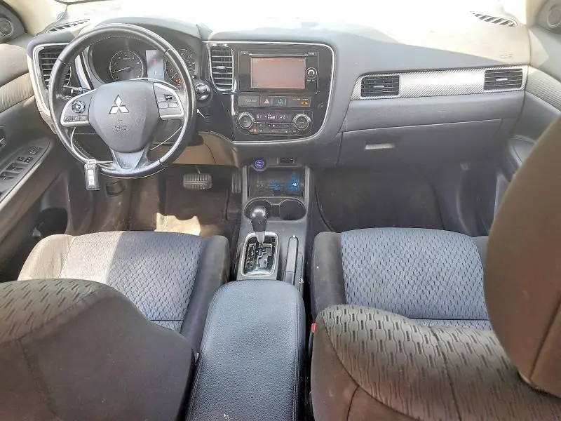 2014 MITSUBISHI OUTLANDER SE  