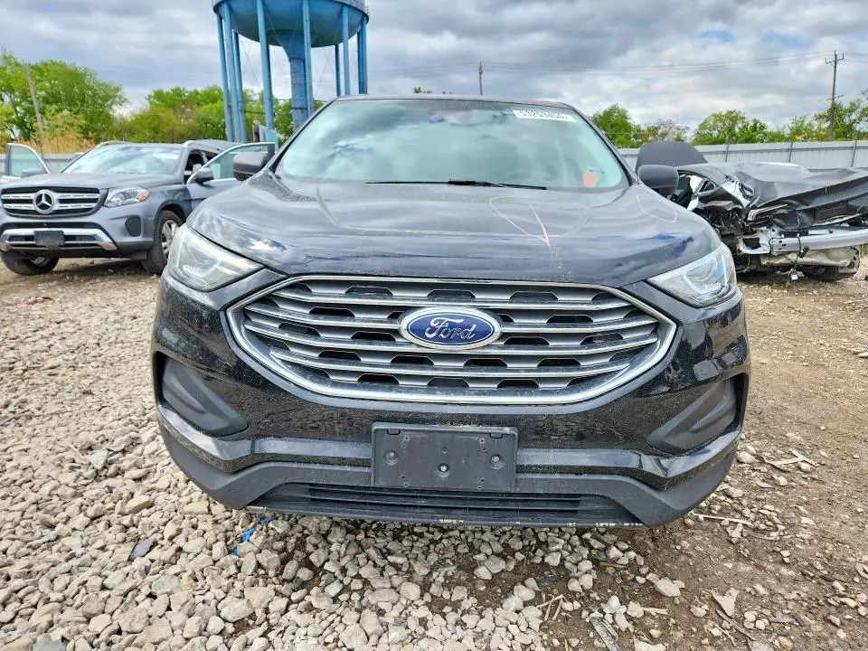 2022 FORD EDGE SE  