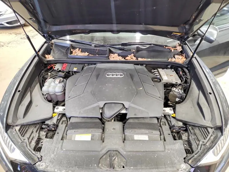 2021 AUDI Q8 PRESTIGE S-LINE  