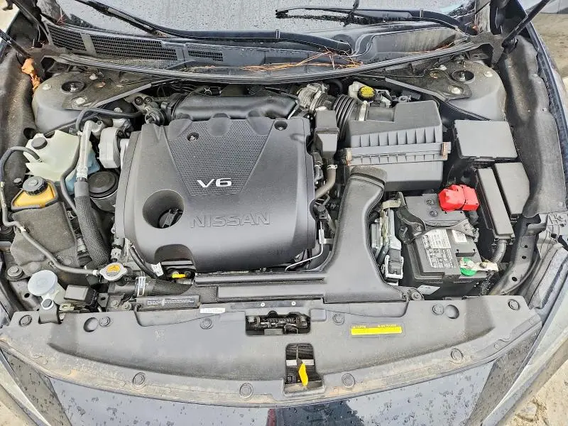 2019 NISSAN MAXIMA S  