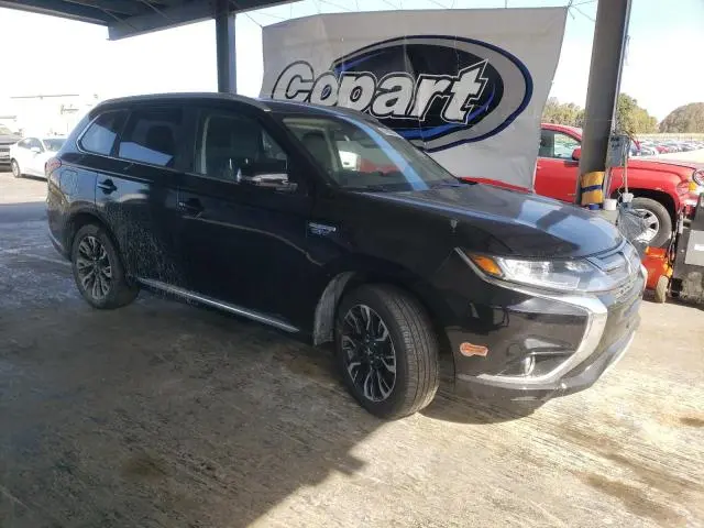 2018 MITSUBISHI OUTLANDER SE  