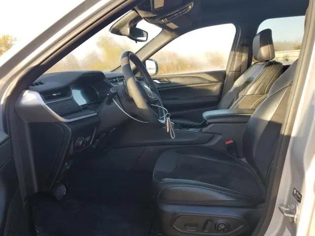 2023 JEEP GRAND CHEROKEE LAREDO  