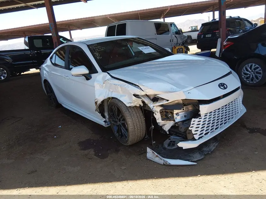 2026 TOYOTA CAMRY XSE