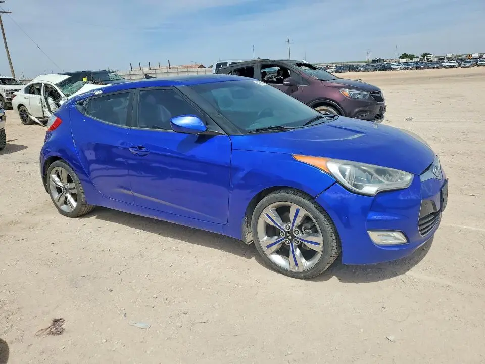 2013 HYUNDAI VELOSTER BASE  