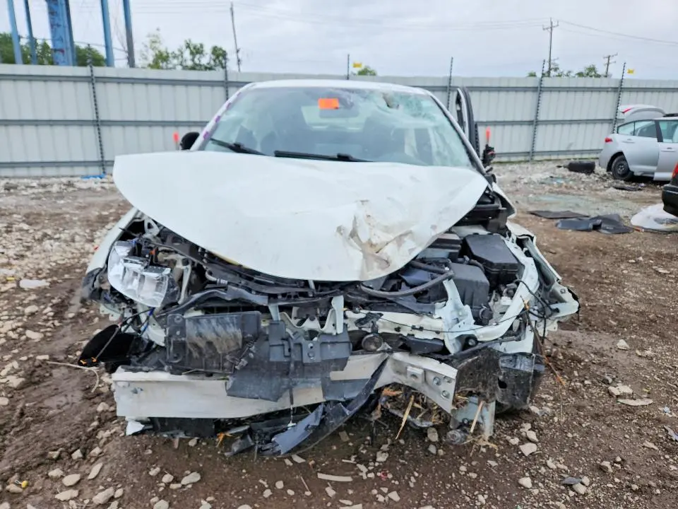 2021 TOYOTA C-HR LE  