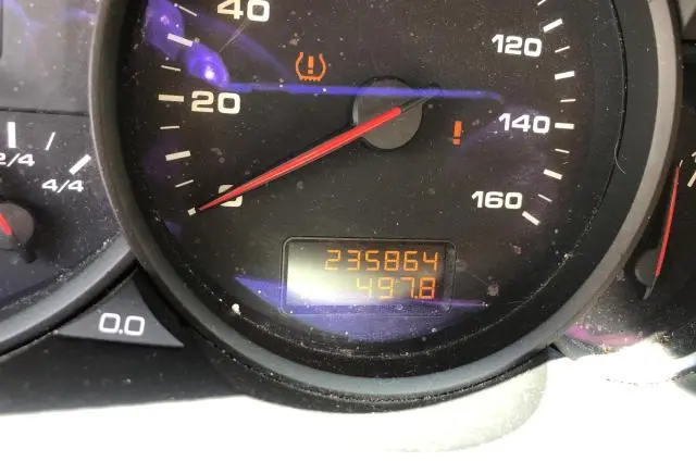 2010 PORSCHE CAYENNE   