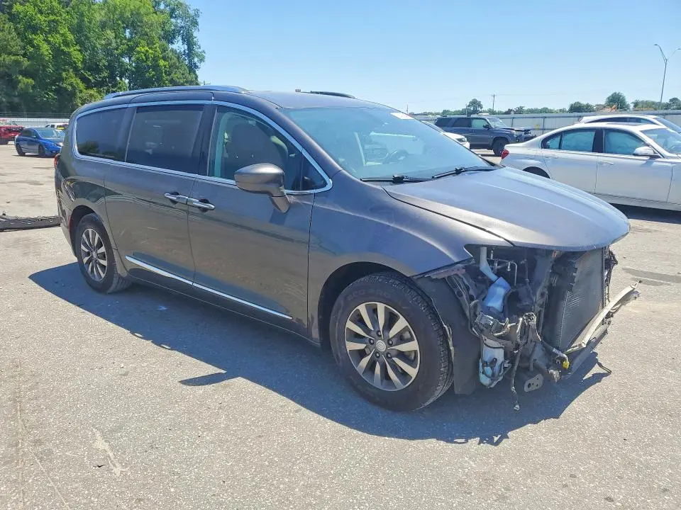 2020 CHRYSLER PACIFICA TOURING L PLUS  
