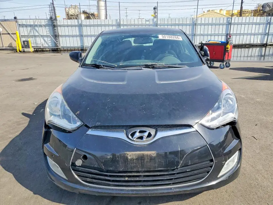 2013 HYUNDAI VELOSTER BASE  