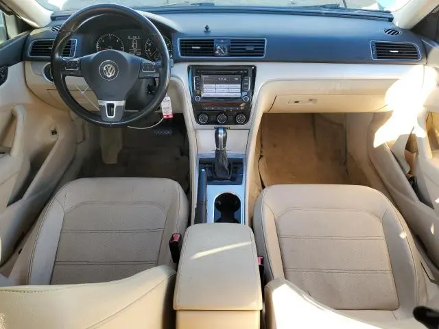 2013 VOLKSWAGEN PASSAT SE  