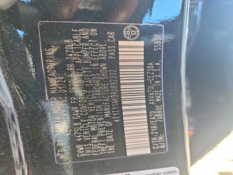2024 TOYOTA CAMRY SE  