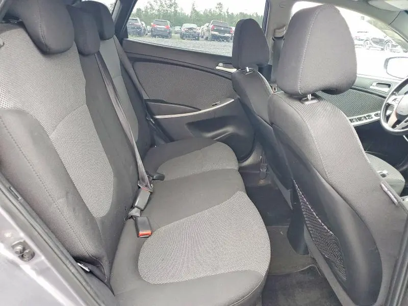 2014 HYUNDAI ACCENT GS  
