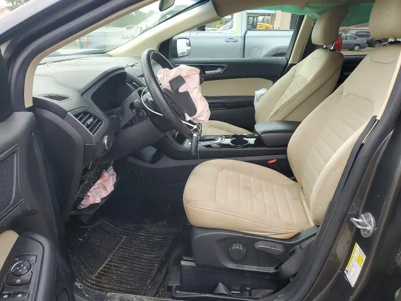 2018 FORD EDGE SE  