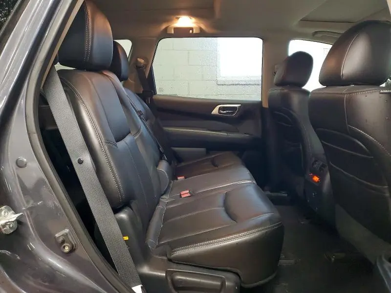 2013 NISSAN PATHFINDER S  