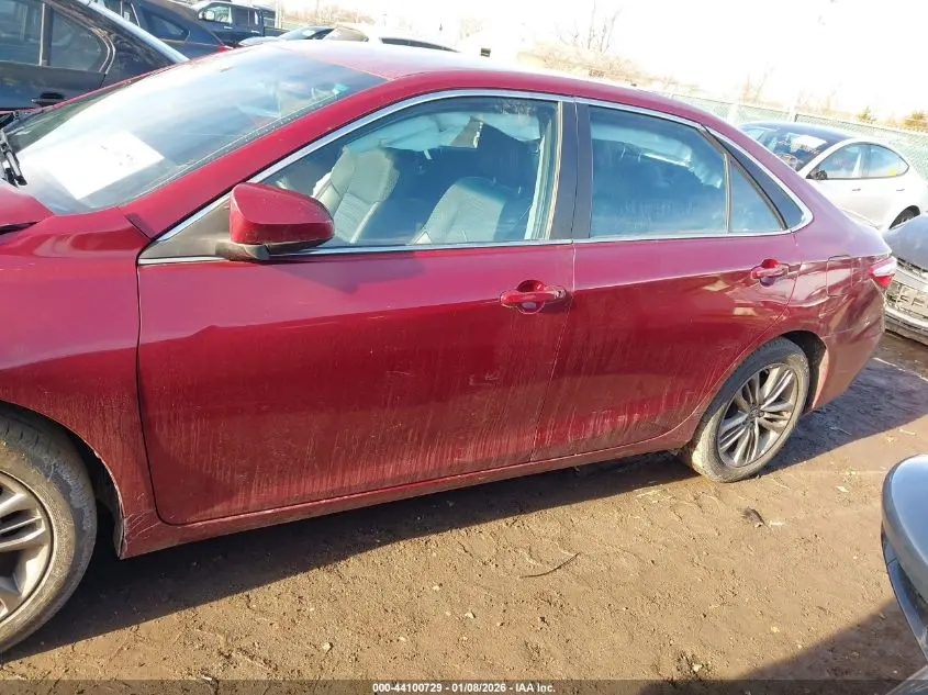 2015 TOYOTA CAMRY SE