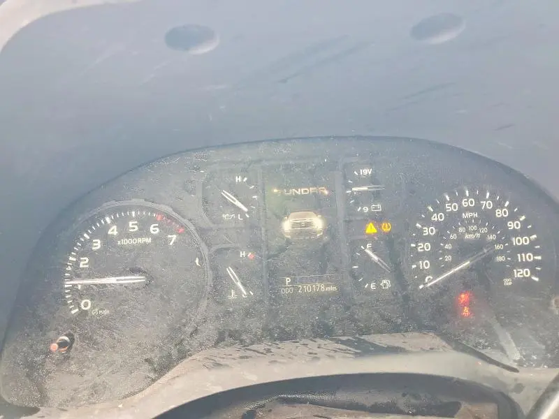 2018 TOYOTA TUNDRA SR  