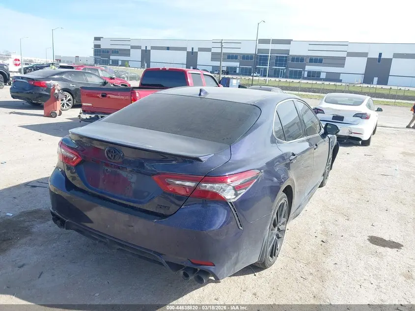 2022 TOYOTA CAMRY XSE