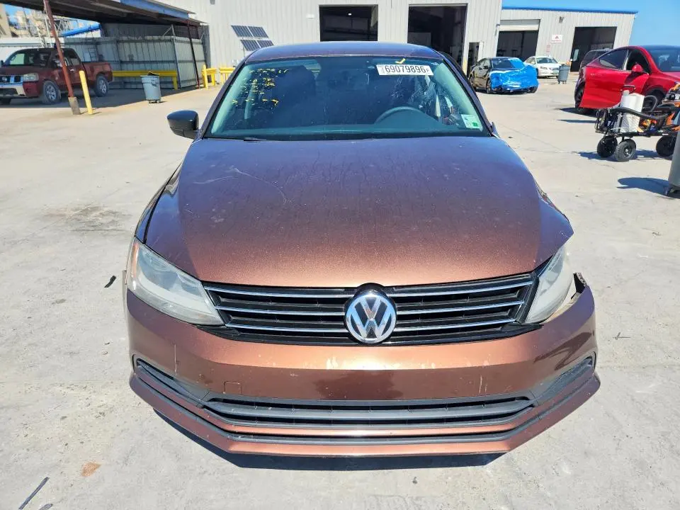 2016 VOLKSWAGEN JETTA SE  