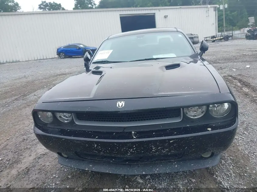 2010 DODGE CHALLENGER SE