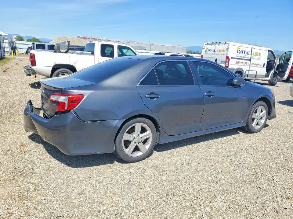 2012 TOYOTA CAMRY SE  