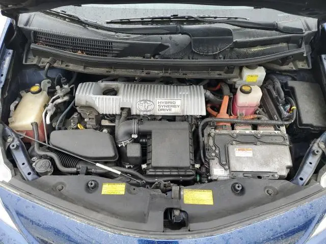 2012 TOYOTA PRIUS V   