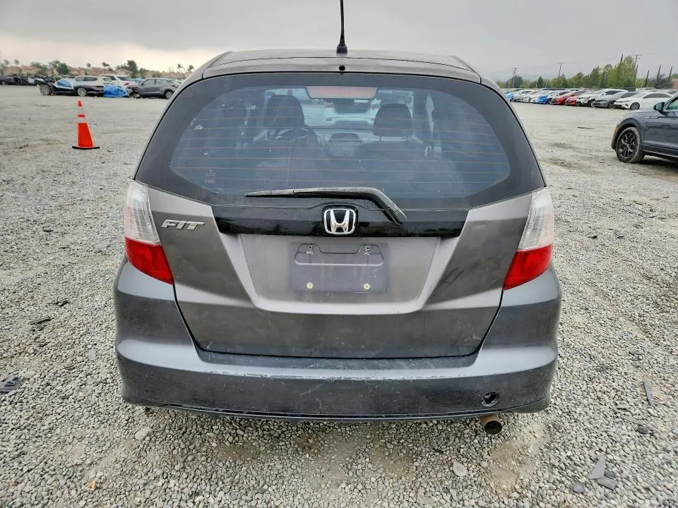 2013 HONDA FIT   