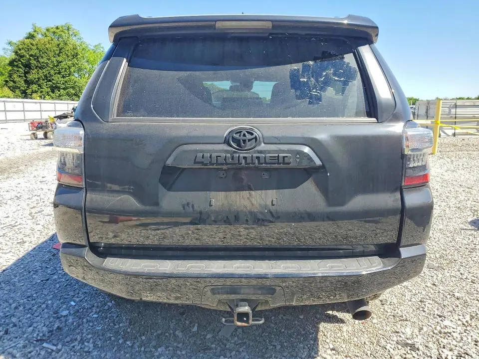 2022 TOYOTA 4RUNNER SR5 PREMIUM  