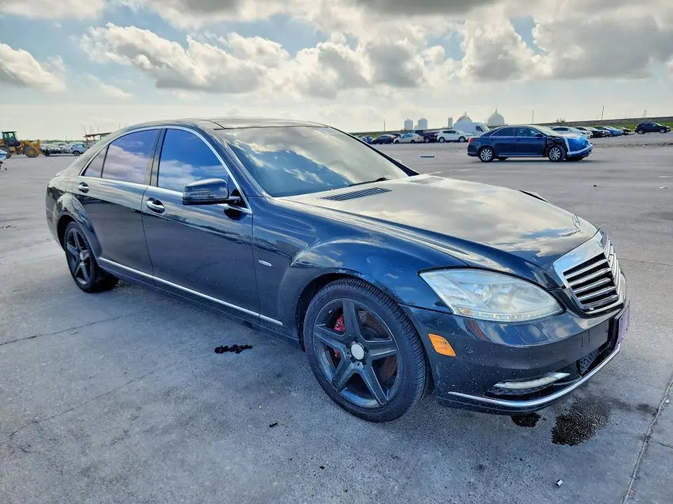 2012 MERCEDES-BENZ S 550 4MATIC  