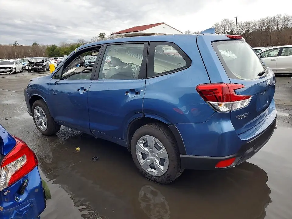 2022 SUBARU FORESTER   