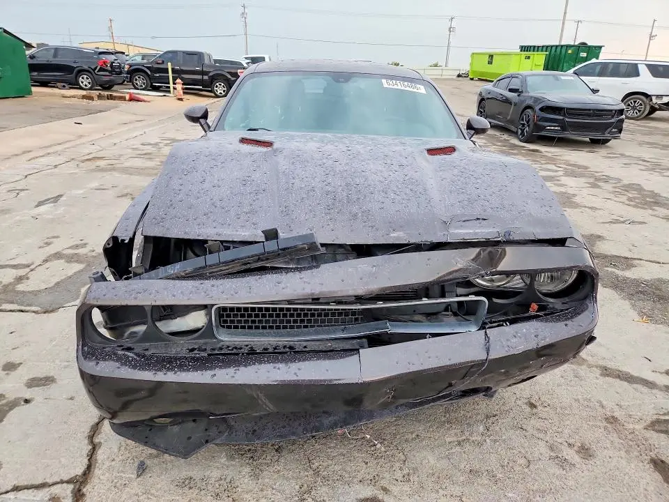 2013 DODGE CHALLENGER SXT  