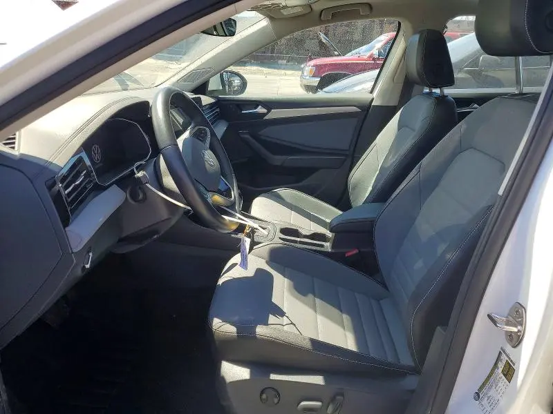 2025 VOLKSWAGEN JETTA SE  