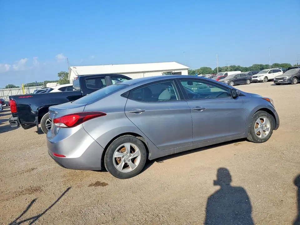 2014 HYUNDAI ELANTRA SE  