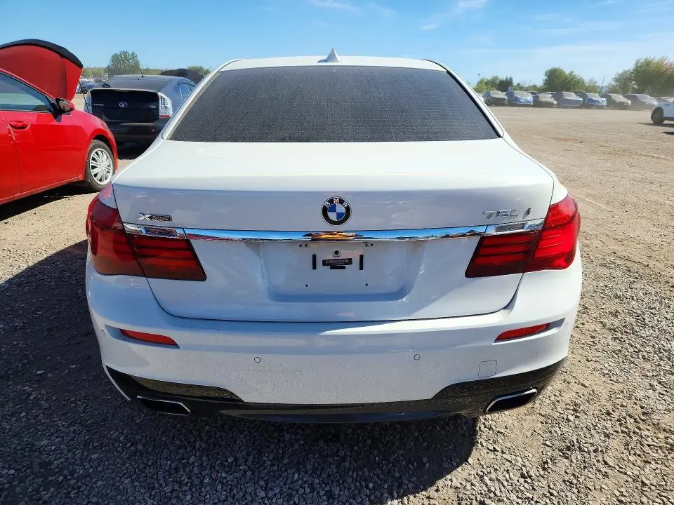 2014 BMW 750 XI  